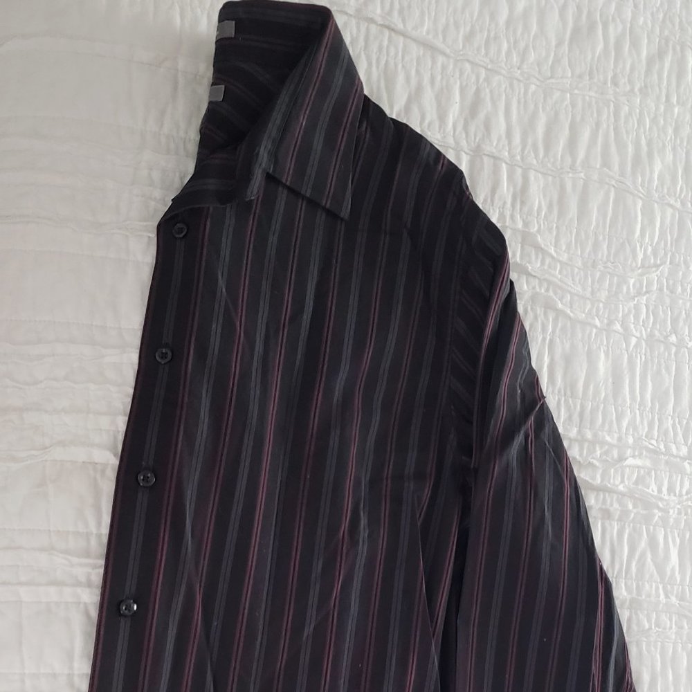 Apt. 9 long sleeve button down shirt in black stripe print
